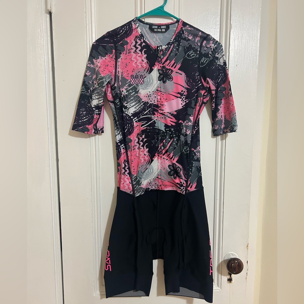 SOLD NWOT Tres Piñas Triathlon Suit